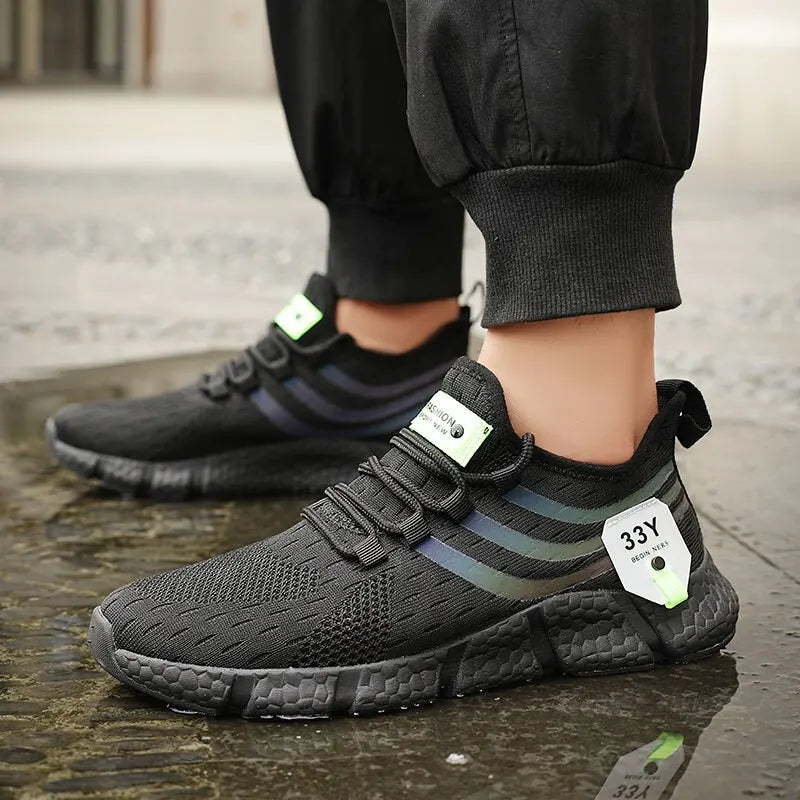 Breathable Lightweight Men's Sport Shoes
